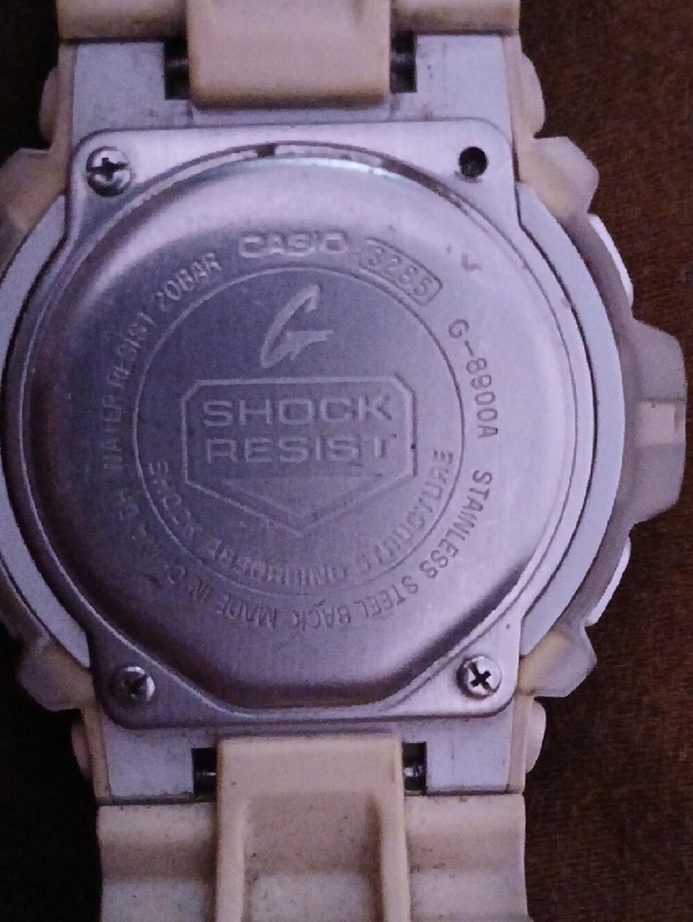 Casio G-Shock White Resin Digital Watch - Picture 4 of 5